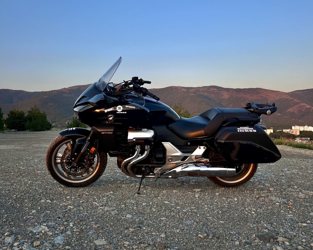 HONDA СТХ 1300