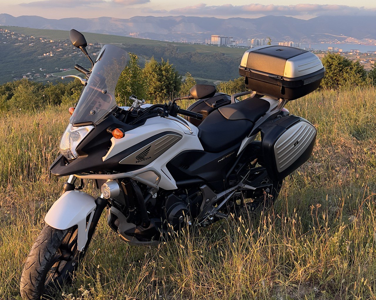 HONDA NC 750X (Белый)